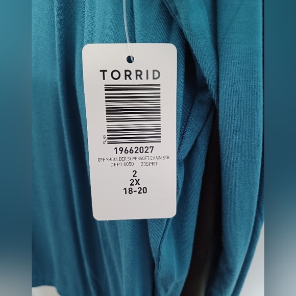 NWT Torrid Off-shoulder Top sz 2x - Picture 6 of 13